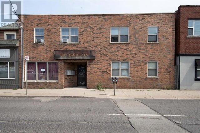 897 Barton Street E, Hamilton