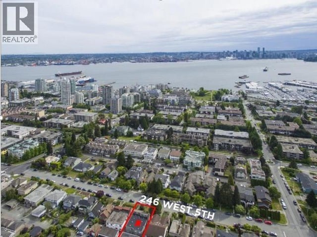 246 W 5th Street, North Vancouver