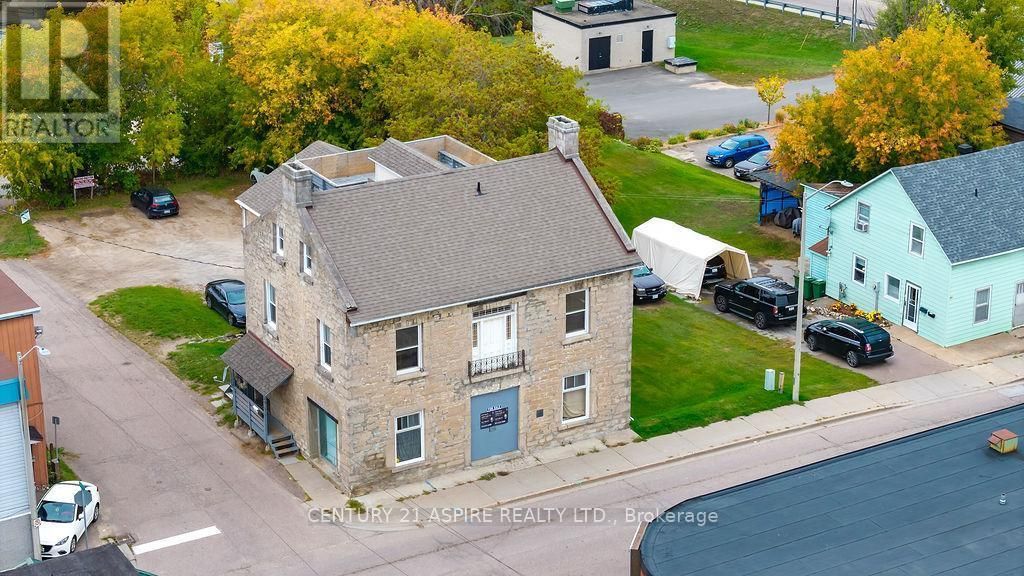 156 Mackay Street, Pembroke