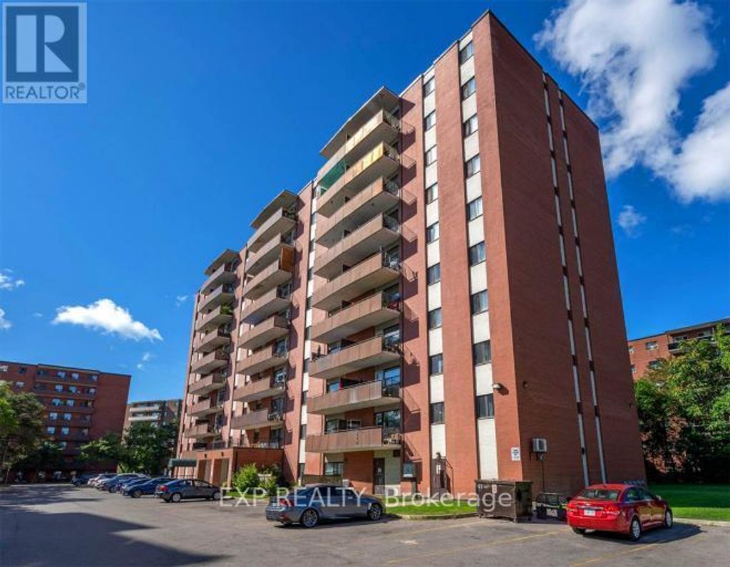 45 Paisley Boulevard W, Mississauga (cooksville)