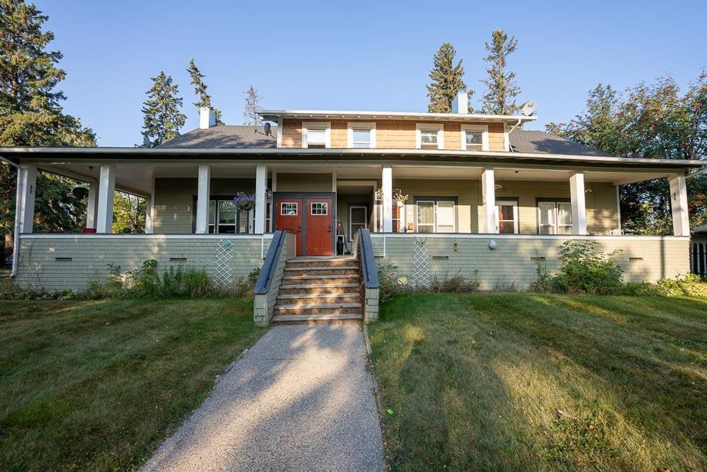 5402 47 Avenue, Wetaskiwin
