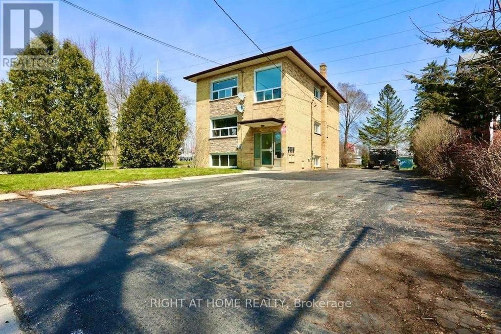 394 Thiel Street, London East (east H)
