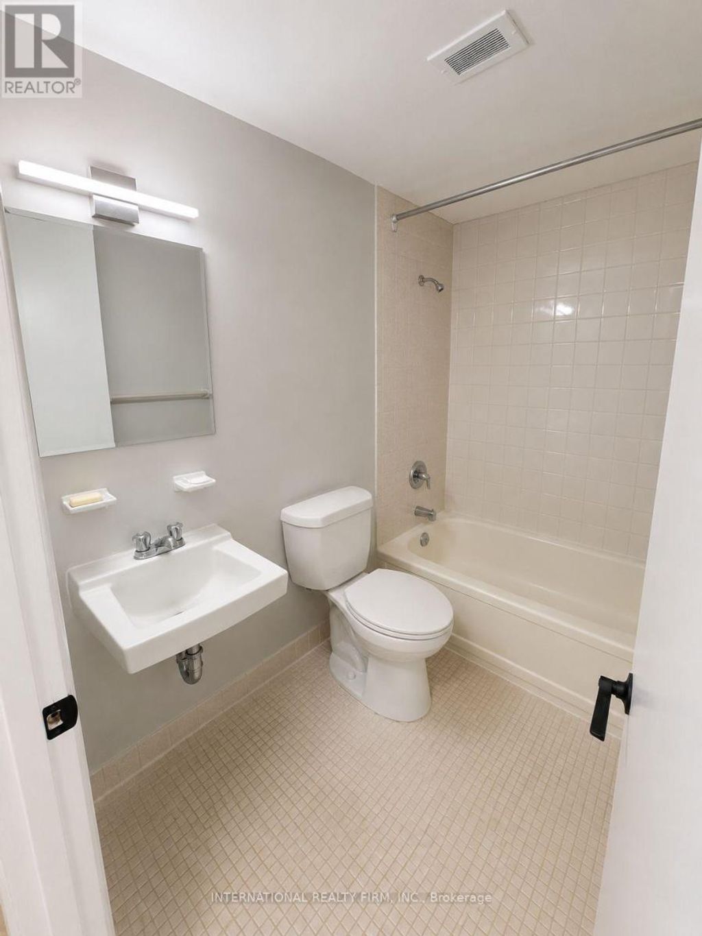 401 - 103 Emerald Street S, Hamilton (stinson)
