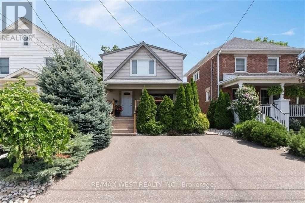 152 York Street, St. Catharines (downtown)