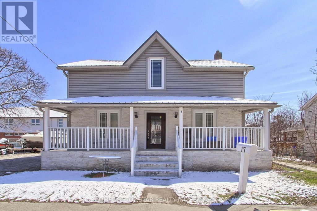 Upper - 17 Royal Street, Oshawa (central)
