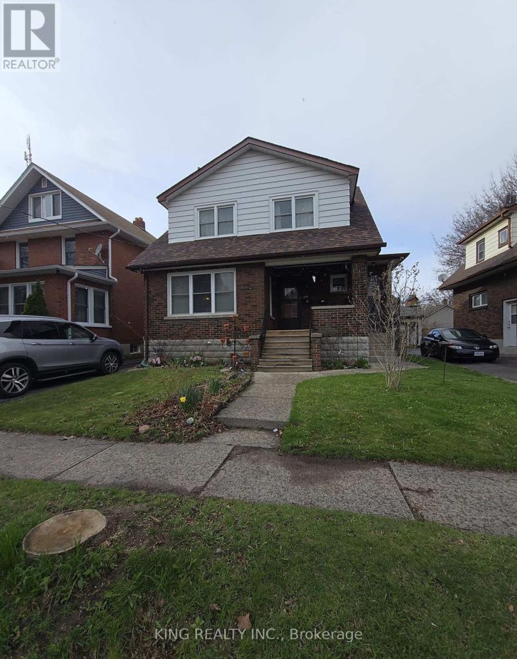 St - 348/350 Arthur Street, Oshawa (central)