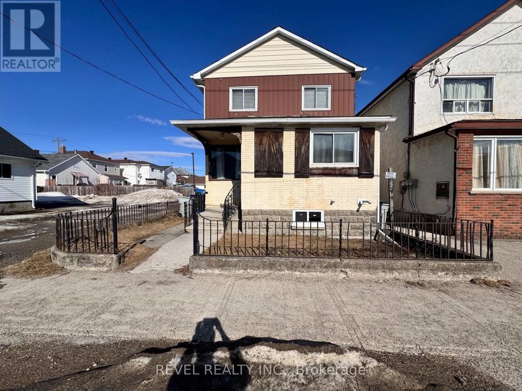 388 Pine Street S, Timmins (ts - Se)