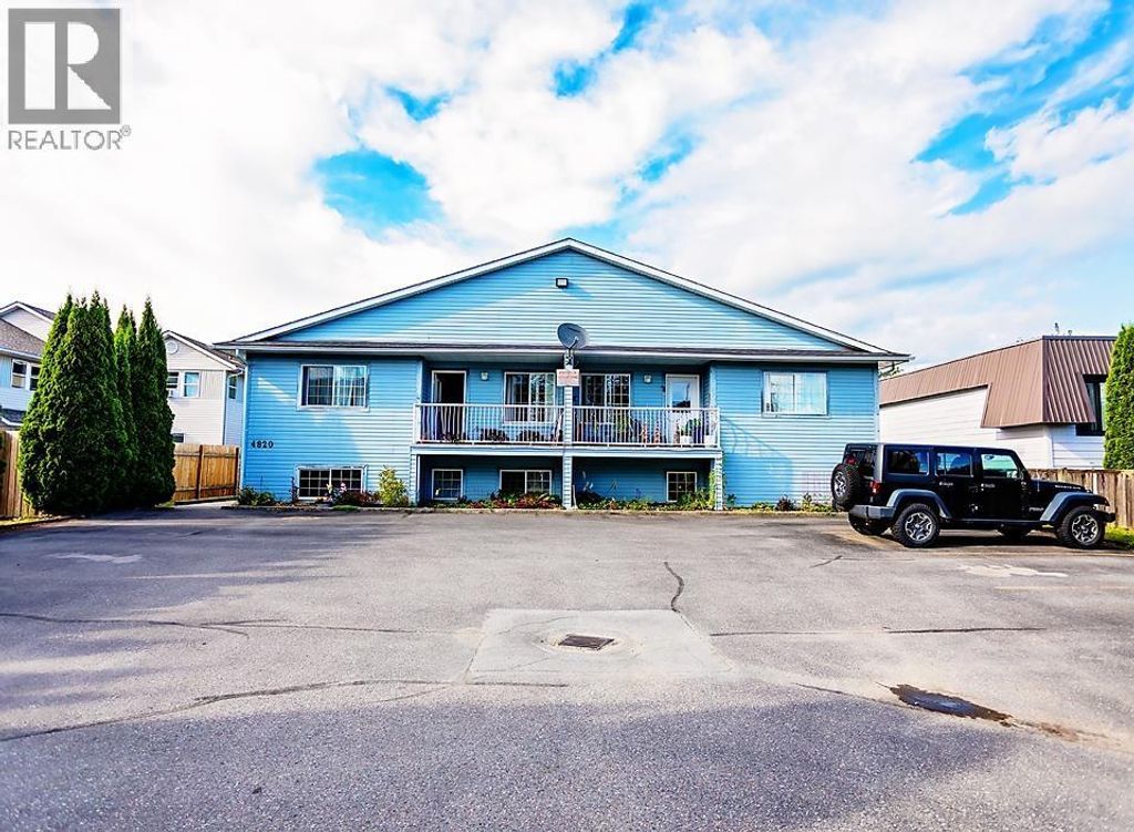 4820 Lazelle Avenue, Terrace