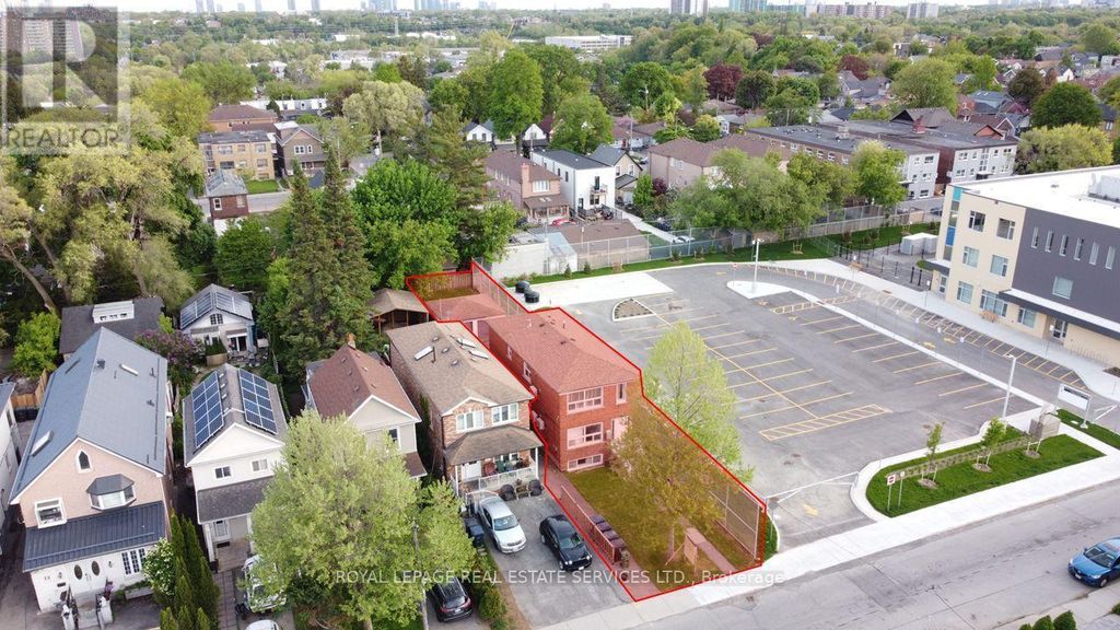 11 Dennis Avenue, Toronto (mount Dennis)