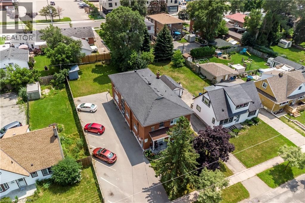 43 Sixth Avenue, Kitchener