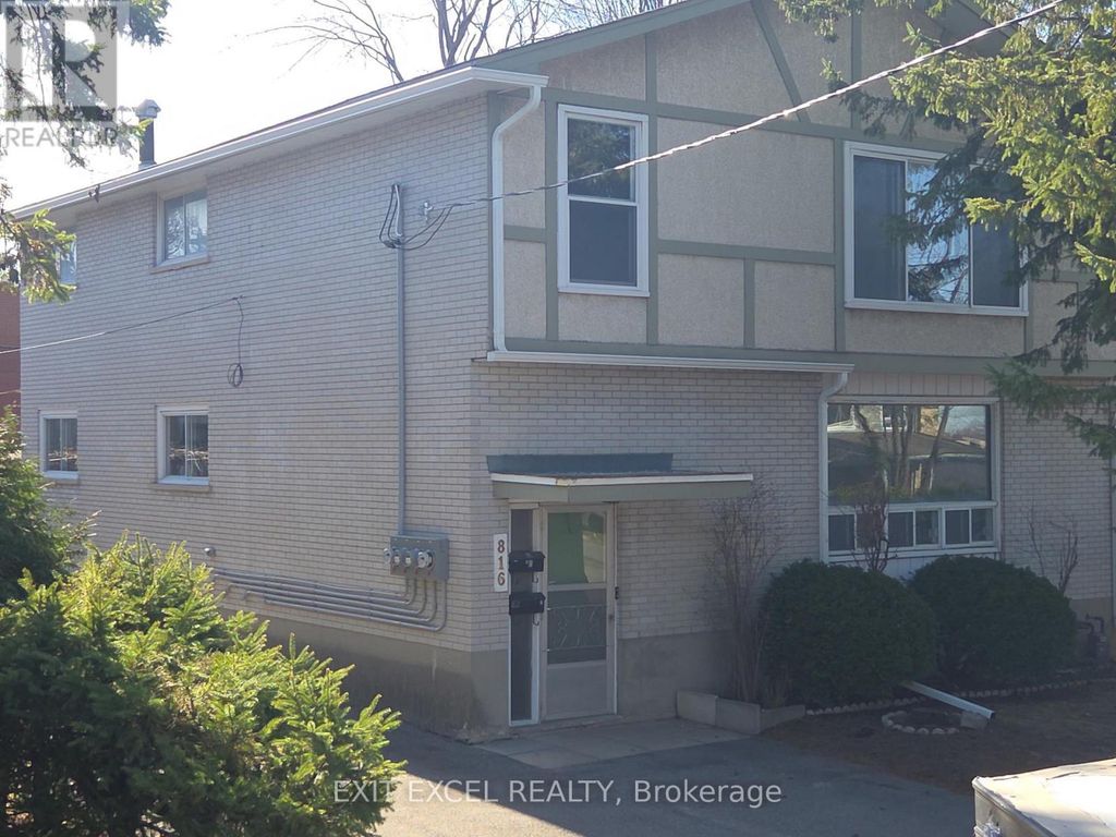 1 - 816 Dundee Avenue, Ottawa