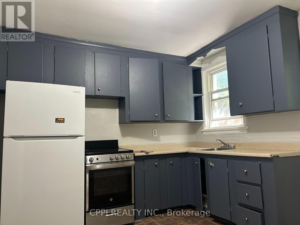 202 - 106 Old Kingston Road, Ajax (central West)