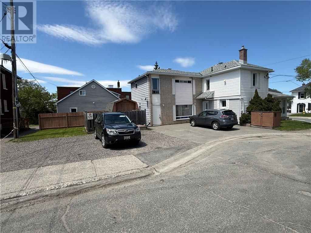 1 Whittaker, Sudbury