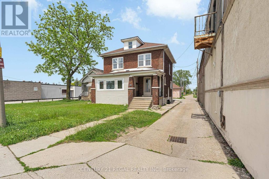 942 Tecumseh Road E, Windsor