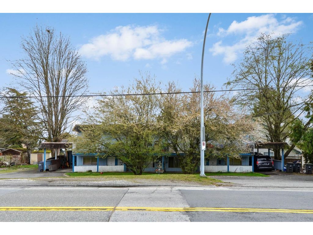 2058-2060 156 Street, Surrey
