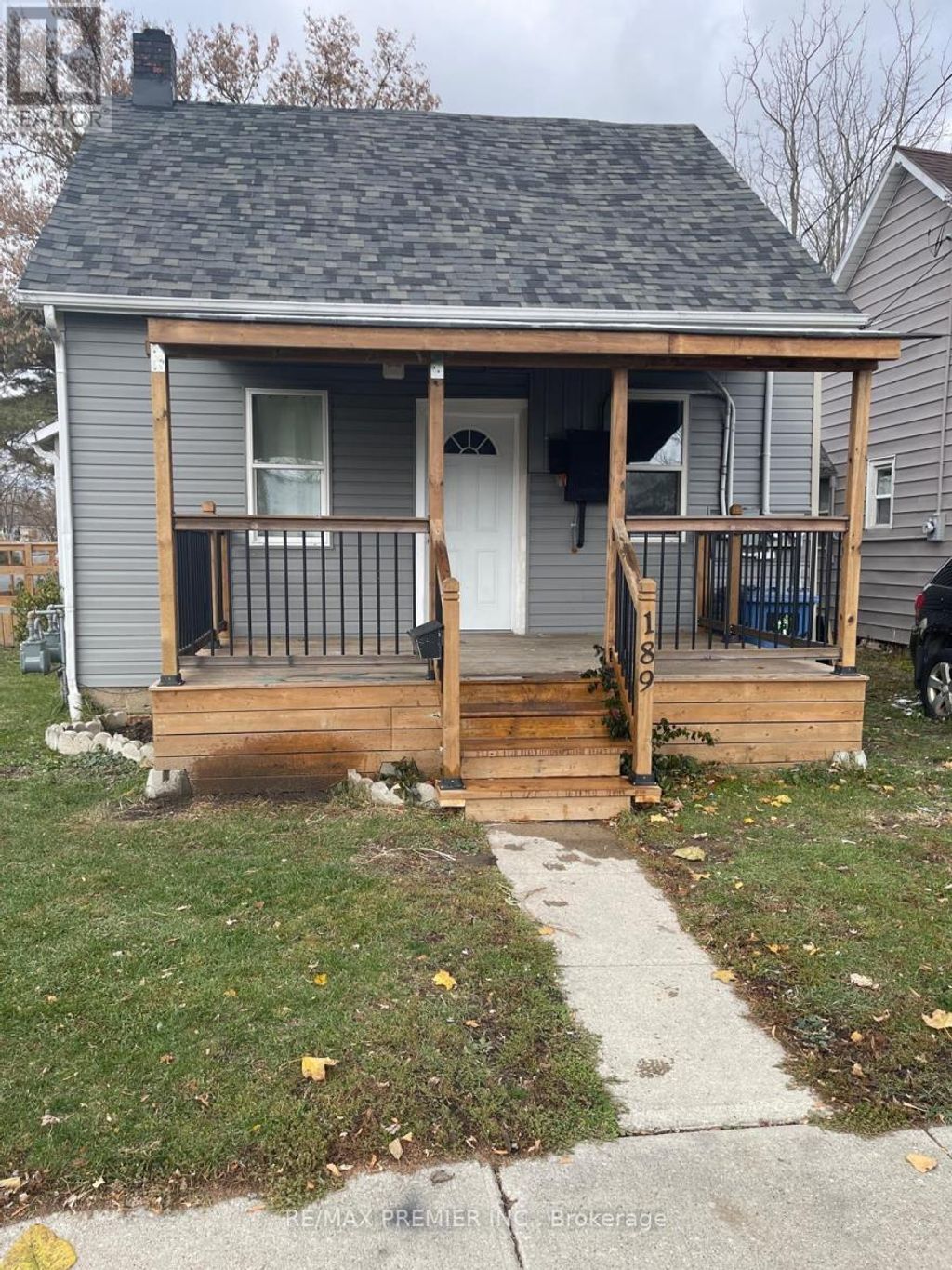 Front - 189 King Street E, Chatham-Kent (chatham)