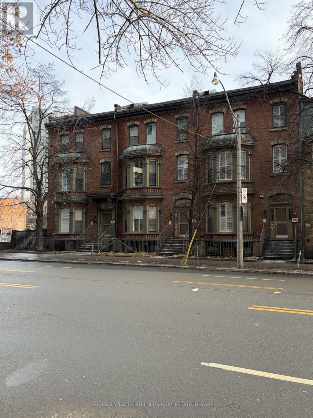 4 - 211 Jarvis Street, Toronto (moss Park)