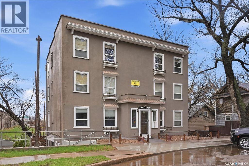 129 11th Street E, Saskatoon