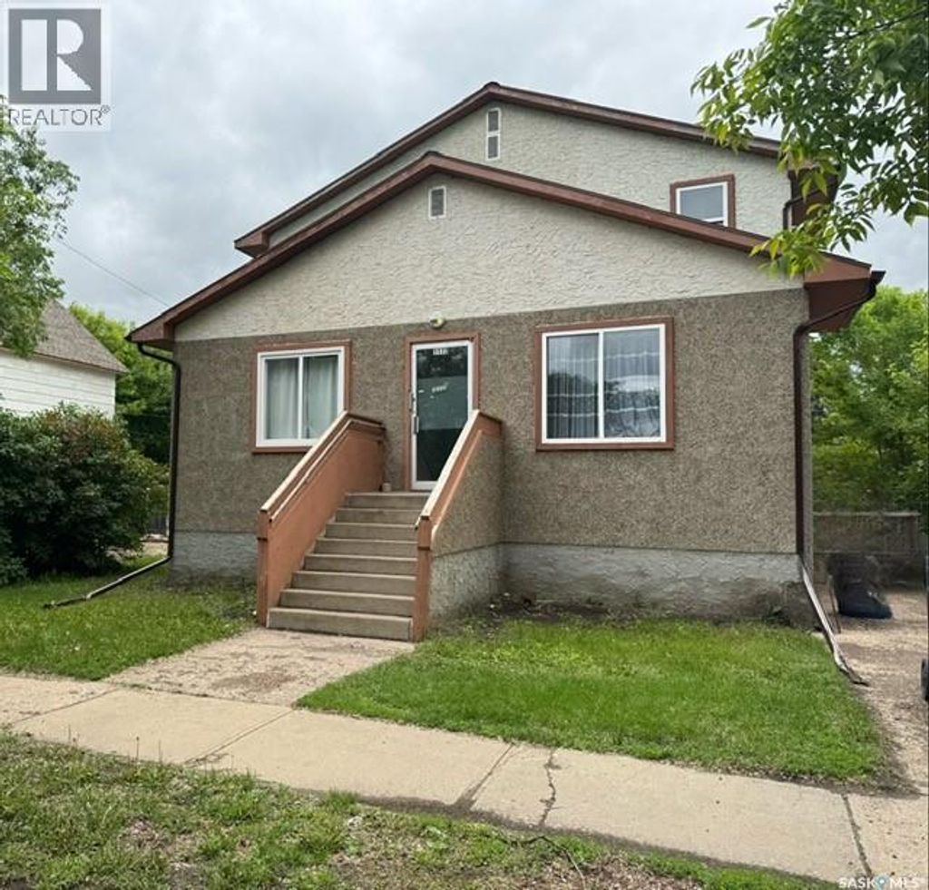 1172 107th Street, North Battleford