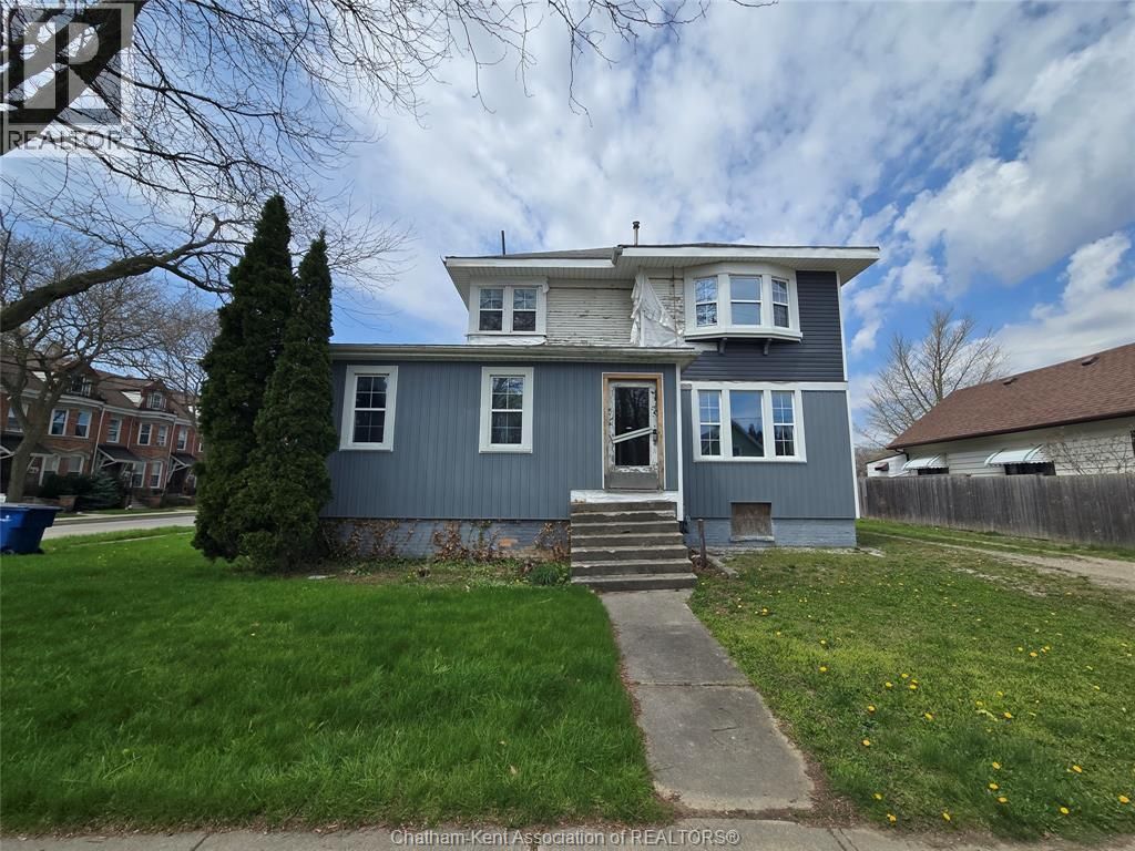55 Raleigh Street, Chatham