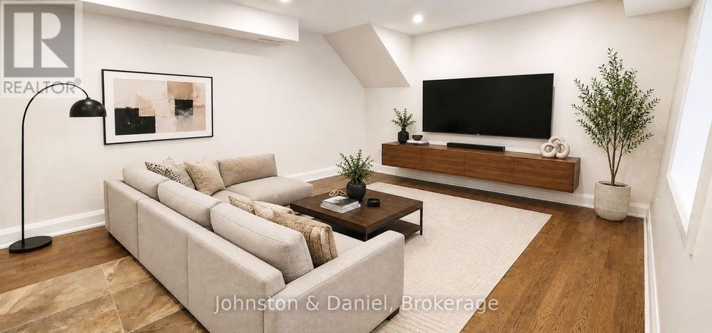 202 - 2579 Yonge Street, Toronto (mount Pleasant East)