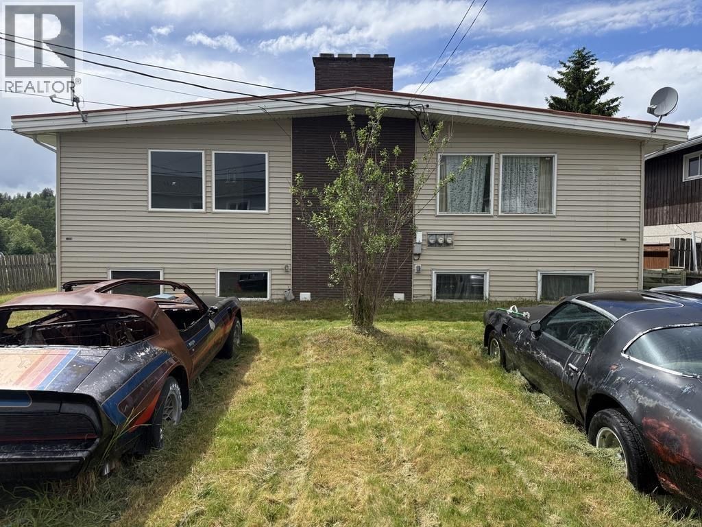 2367-2369 Redwood Street, Prince George