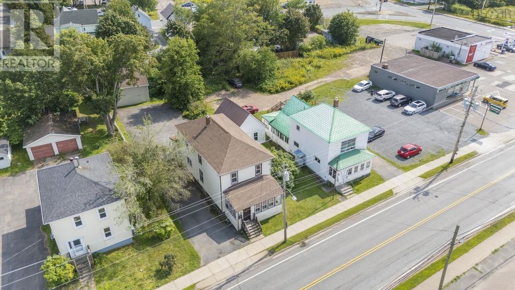 12 & 14 Pictou Road, Bible Hill