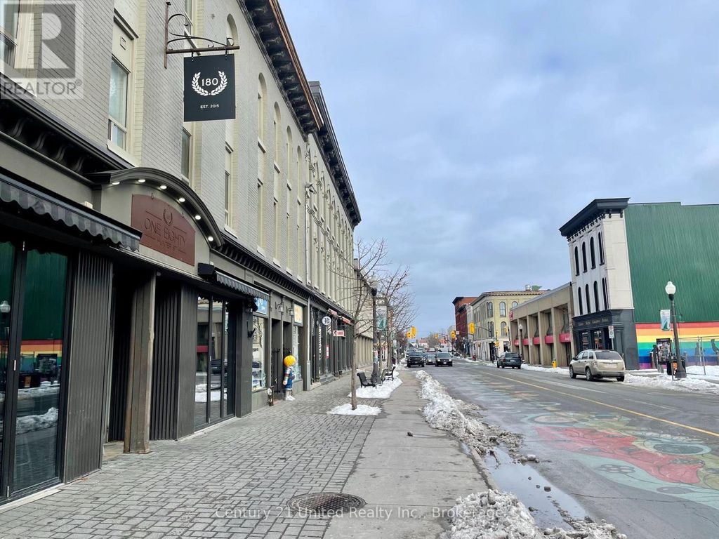 4 - 172.5 Hunter Street W, Peterborough (town Ward 3)