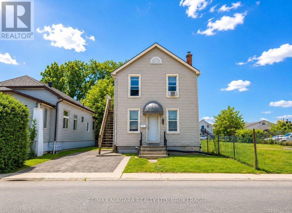 4 Manchester Avenue, St. Catharines (haig)