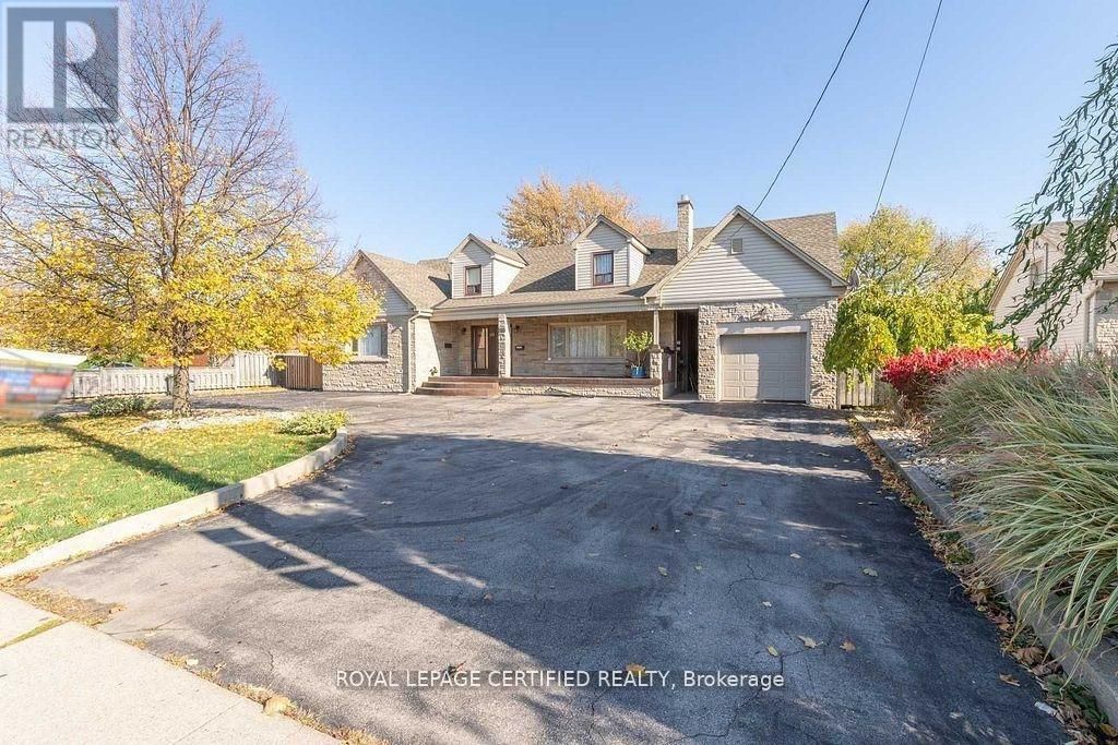 110 Gray Road, Hamilton (stoney Creek)