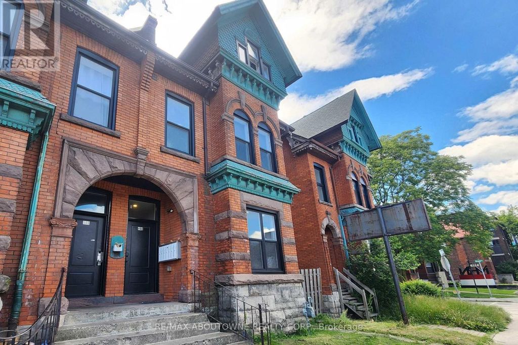 1a - 498 Main Street E, Hamilton (stinson)