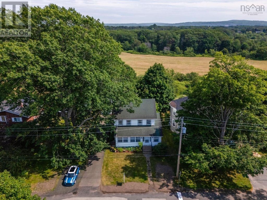 68 Connaught Avenue, Middleton