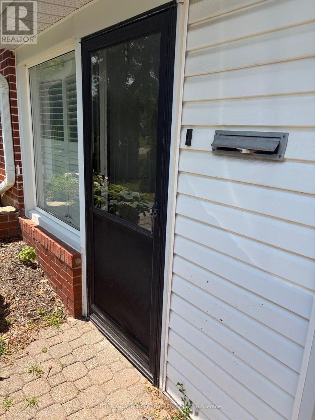 240 Wellington Street E, Barrie (wellington)