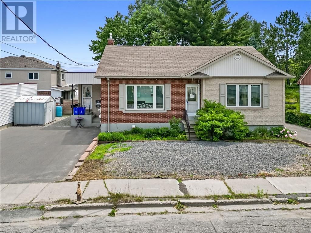 453 Victoria Street, Sudbury