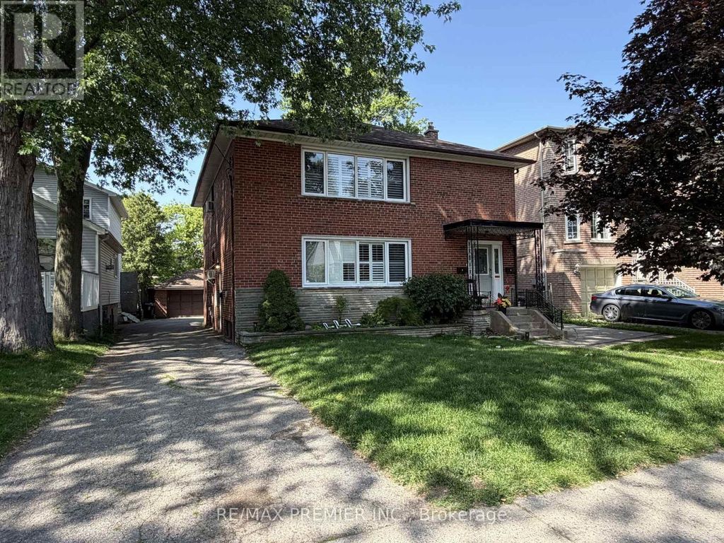 58 Forty-first Street, Toronto (long Branch)