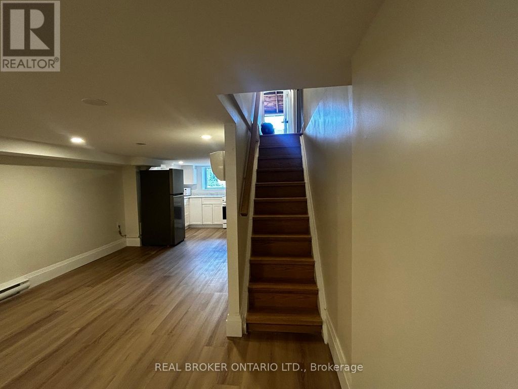 3 - 659 Vaughan Road, Toronto (oakwood Village)