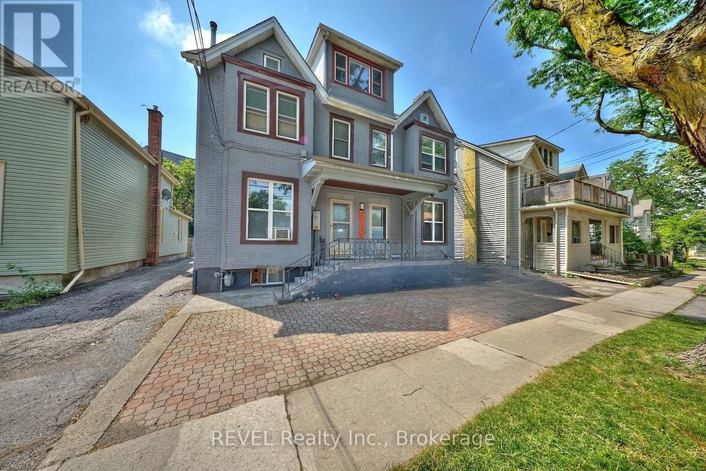 50 Welland Avenue, St. Catharines (downtown)
