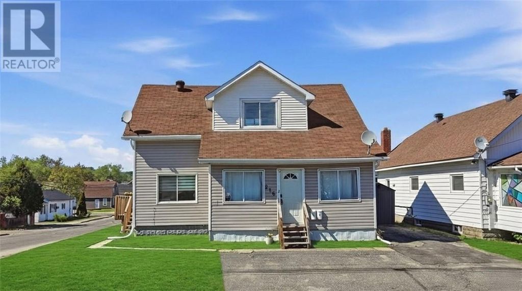 216 Bond Street, Sudbury