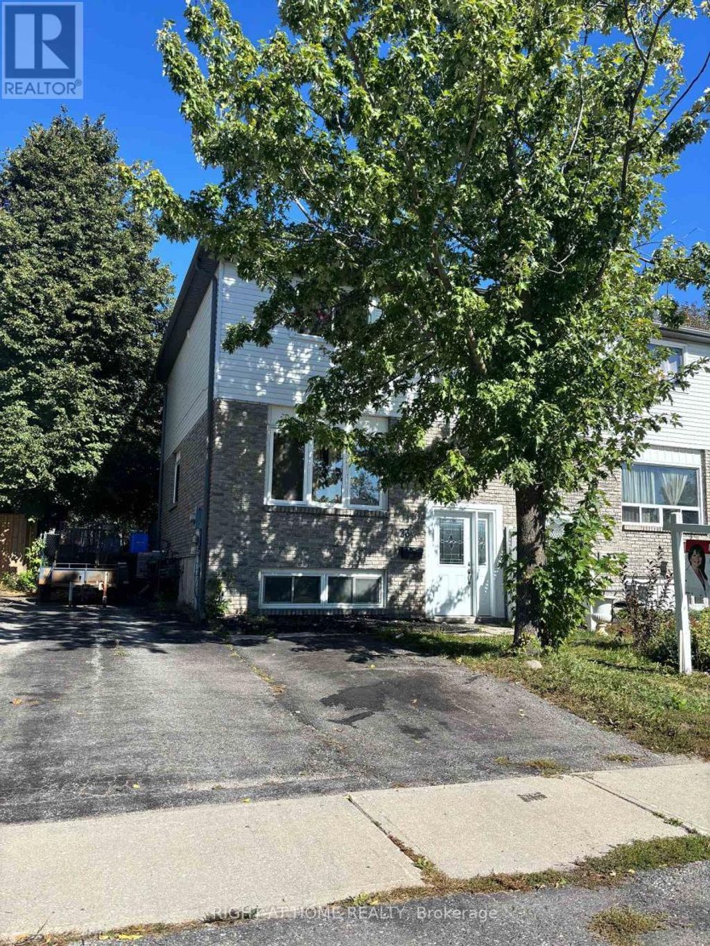 23 Carlton Road, Barrie (cundles East)