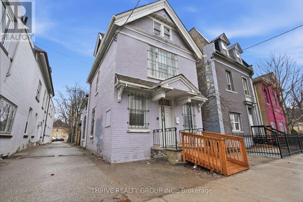 532-538 Dundas Street, London East (east F)