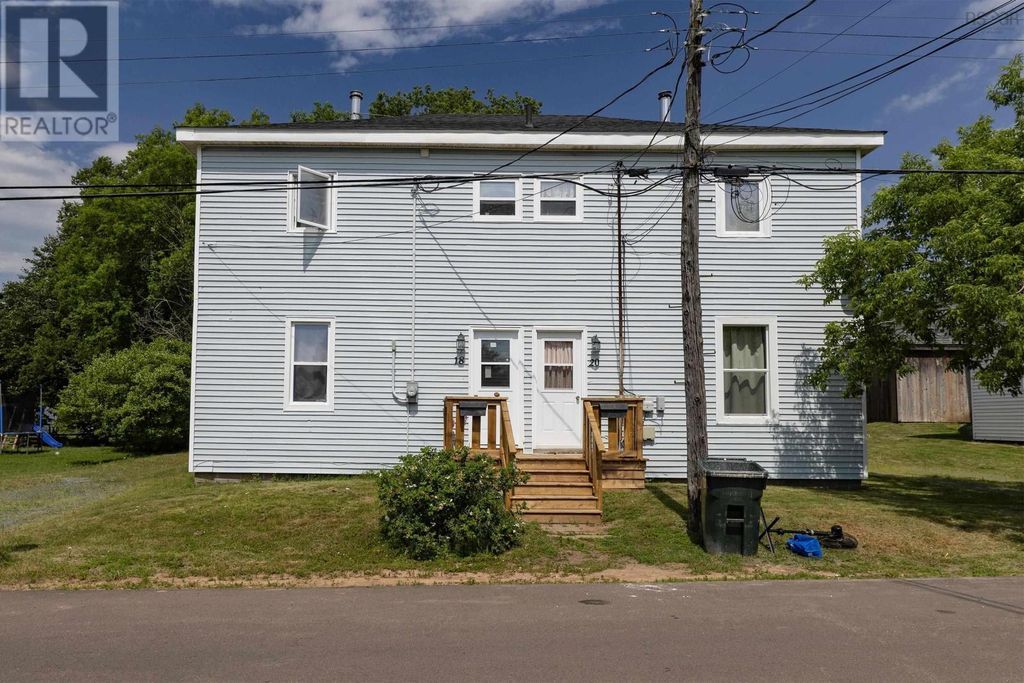 18-20 Christie Street, Amherst