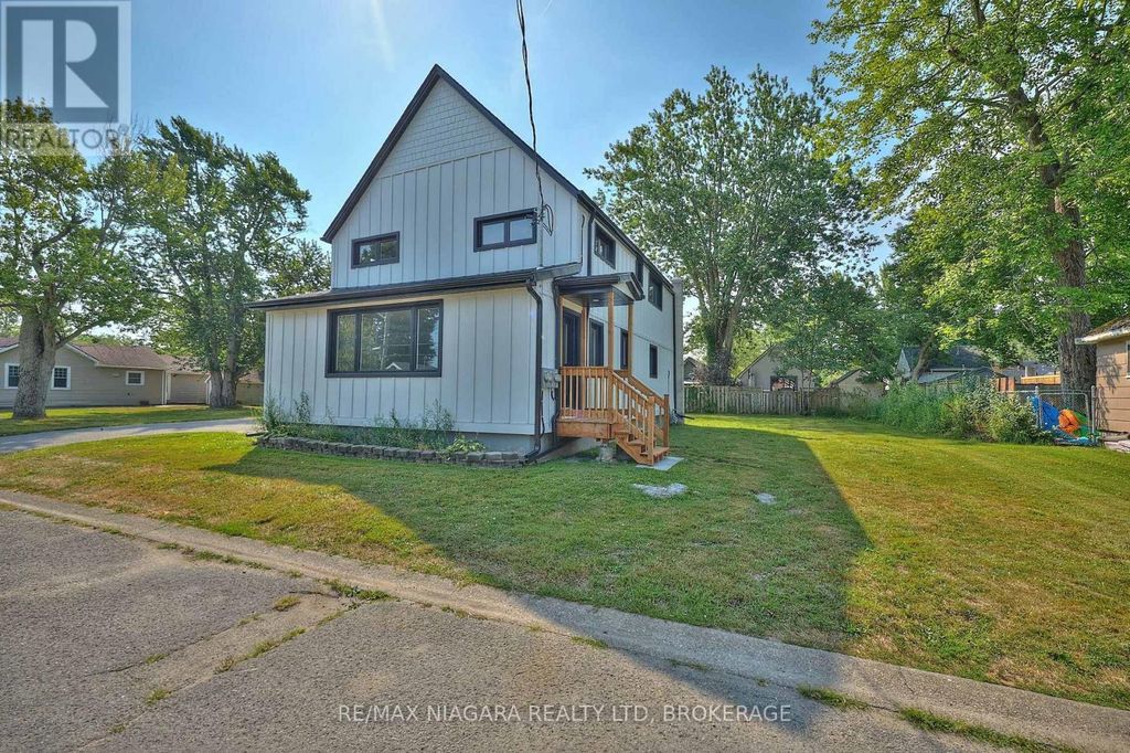 Lower - 19 Maccabee Avenue, Fort Erie (lakeshore)