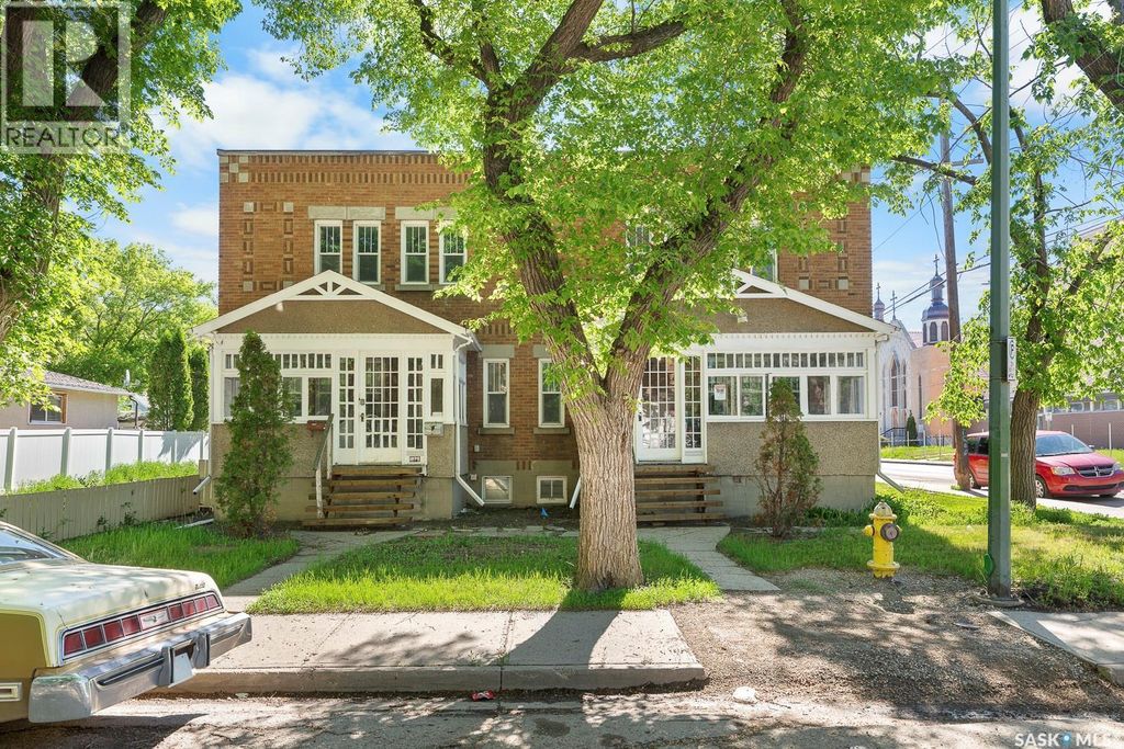 1875 Ottawa Street, Regina