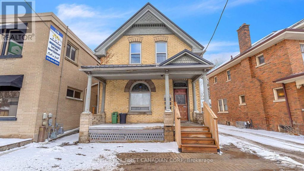 118 Wharncliffe Road S, London South (south F)