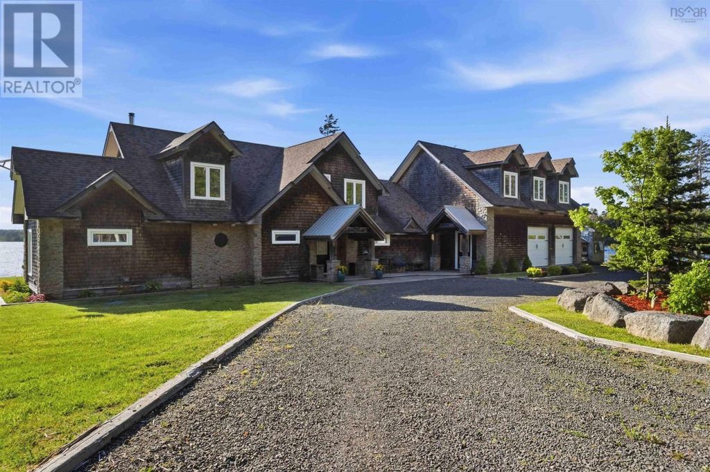 4039 & 4041 Sissiboo Road, South Range