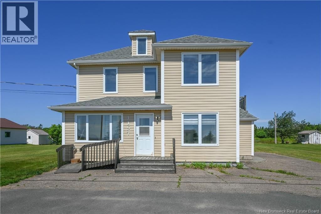 1157 De La Mer Boulevard, Saint-Marie-Saint-Raphaël
