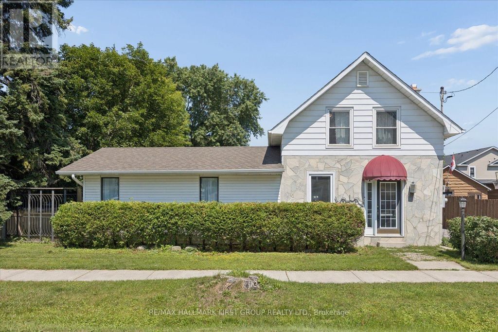 Main - 211 Casimir Street, Scugog (port Perry)
