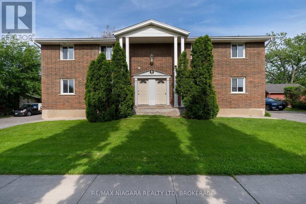 293-295 Glenridge Avenue, St. Catharines (glendale/glenridge)