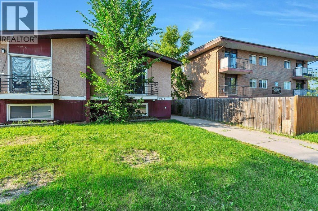 5924 & 5926 63 Street, Red Deer