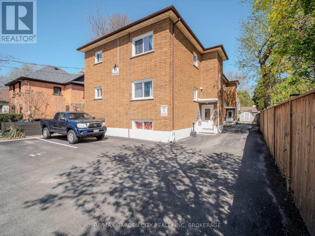 25 Ottawa Street, St. Catharines (downtown)